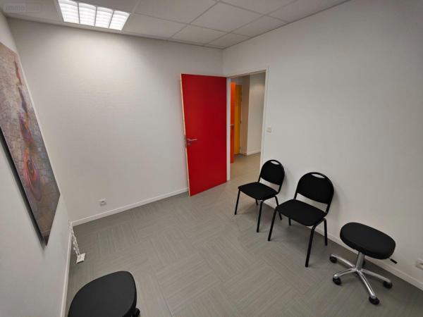 Local professionnel à louer à Bruz en Ille-et-Vilaine (35170), ref : 35129-4874