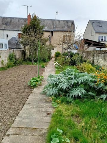 Proche des commerces, belle maison de ville