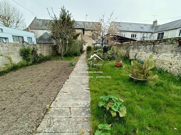 Proche des commerces, belle maison de ville