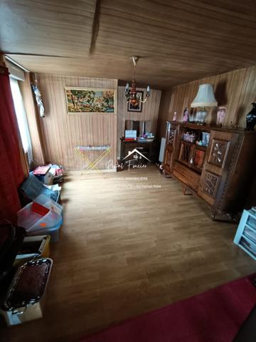 Proche des commerces, belle maison de ville