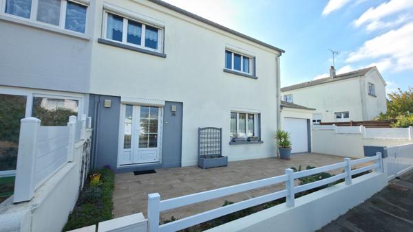 Maison deux chambres et un bureau, proche toutes commodités Donges, environ 90 m² , écoles et collège à proximité, aux portes de SAINT-NAZAIRE / MONTOIR DE BRETAGNE