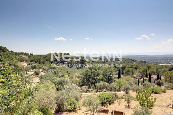 À VENDRE DRAGUIGNAN - VILLA 4/5 Chambres de 157 m² sur un terrain de 5130 m² avec PISCINE