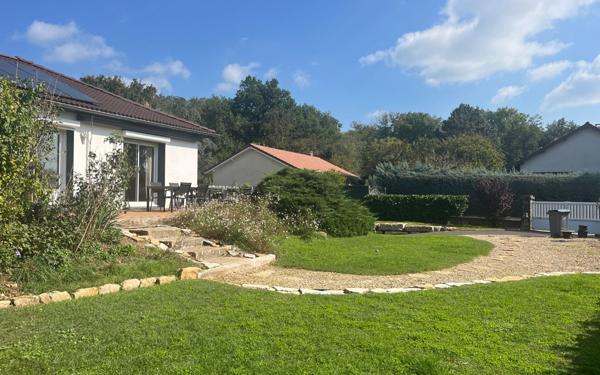 Maison à vendre    5 pièces •  Frontonas