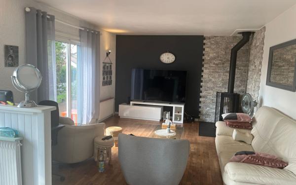 Maison à vendre    5 pièces •  Frontonas