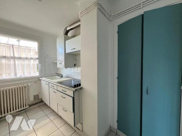 A VENDRE - PORNICHET - TOUT A PIED : PROXIMITE IMMEDIATE DU MARCHE ET DE LA PLAGE
Très bel emp...