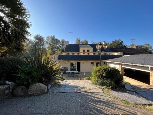 Maison à Malestroit, 56140 - 6 pièces 170m²