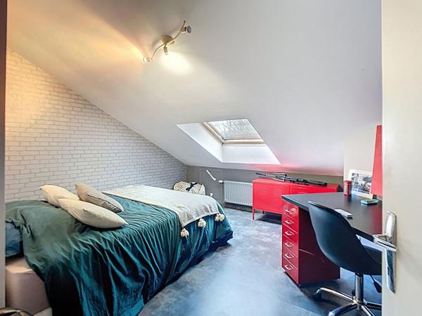 Très jolie maison familiale à vendre à Cholet - 5 pièces, piscine et garage