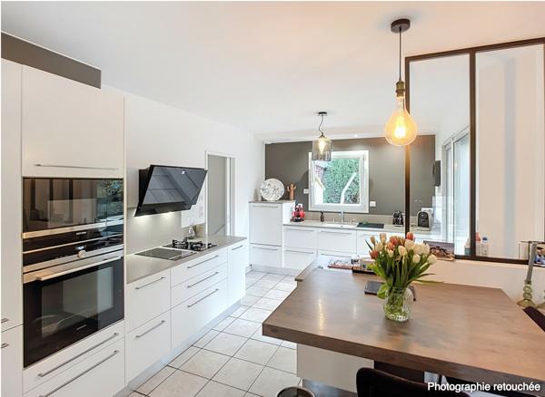 Très jolie maison familiale à vendre à Cholet - 5 pièces, piscine et garage