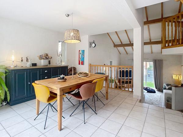 Très jolie maison familiale à vendre à Cholet - 5 pièces, piscine et garage