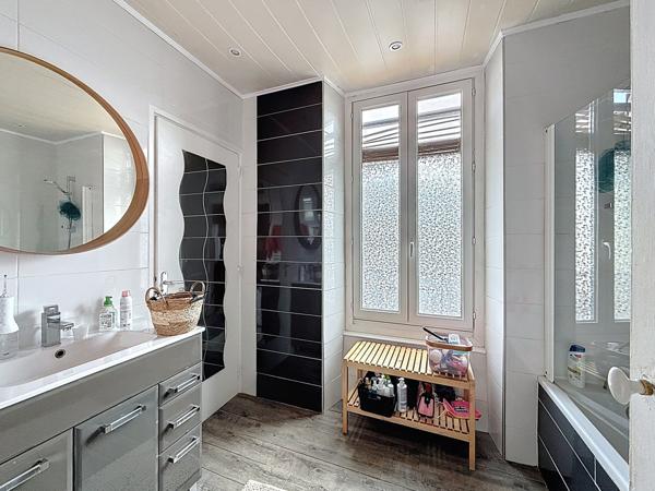 Millau (12100) Maison 4 pièces avec grand garage