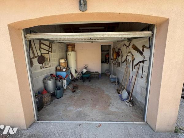 Maison de deux habitations à La Crau 