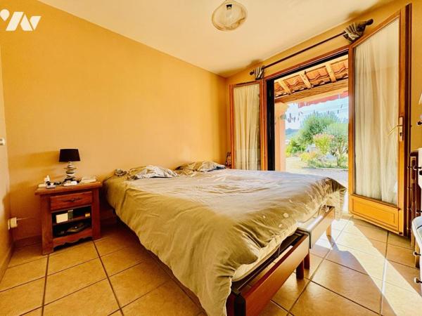 Maison de deux habitations à La Crau 