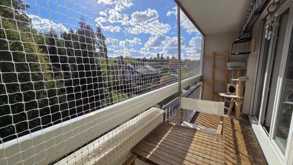 3 pièces au 3ème et dernier étage avec cave et parking - RESIDENCE RECHERCHEE