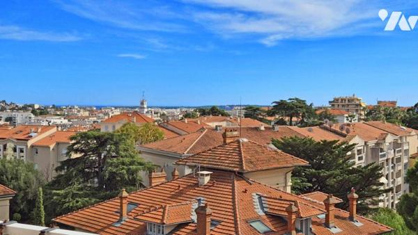 Quartier des Anglais "Oxford" / Square Carnot – 4 pièces avec terrasse, vue mer et stationnement.