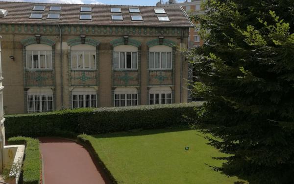 Appartement à vendre    3 pièces • 68,22 m2 Le Kremlin-Bicêtre