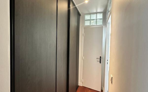 Appartement à vendre    3 pièces • 68,22 m2 Le Kremlin-Bicêtre