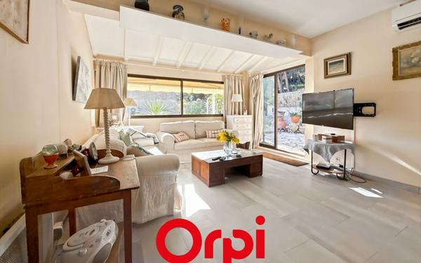 Maison à vendre    4 pièces • 74,78 m2 Bandol