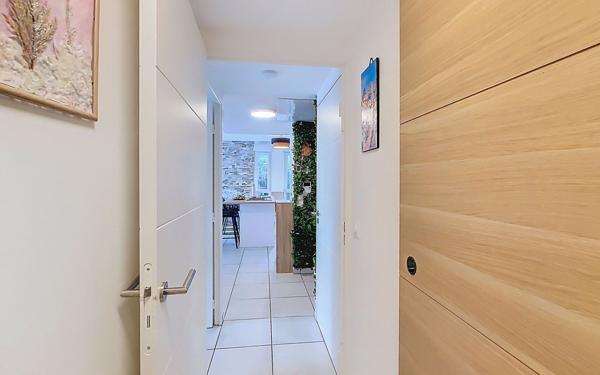 Appartement à vendre    3 pièces • 71 m2 Villeneuve-Loubet