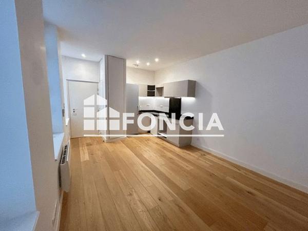 Location Appartement 2 pièces 37 m² - 2 QUAI SAINT NICOLAS Strasbourg 67000