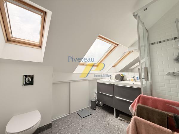 Maison 5 pièces de 125 m² à Indre