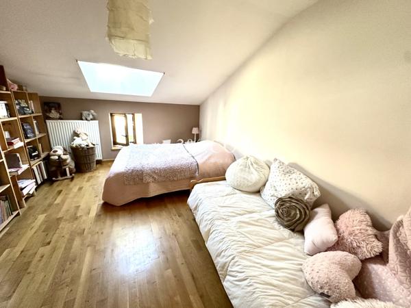 Maison de village 7 pièce(s) 3 chambre(s) 223 m²