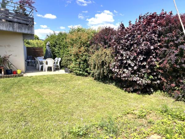 Joli T4-5 de 85 m2 avec 3 chambres, terrasse, garage à ESSERT