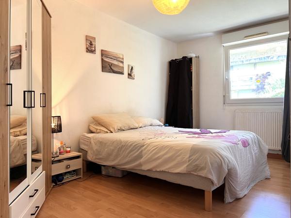 Joli T4-5 de 85 m2 avec 3 chambres, terrasse, garage à ESSERT