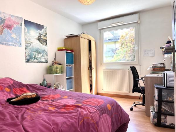 Joli T4-5 de 85 m2 avec 3 chambres, terrasse, garage à ESSERT