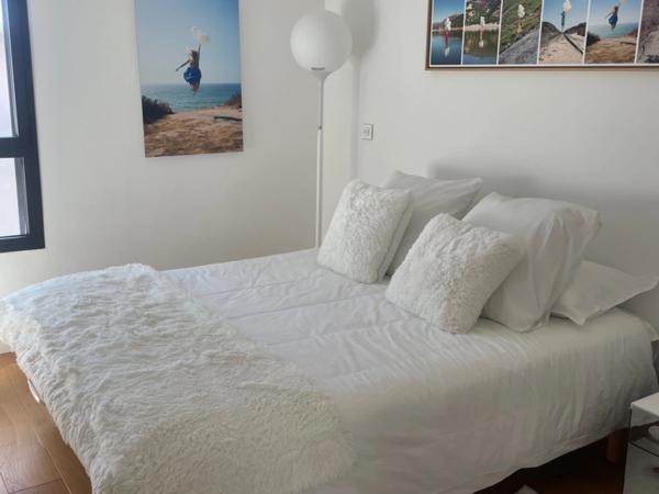 Maison à vendre 6 pièces AIX EN PROVENCE (13) maison contemporaine au style unique