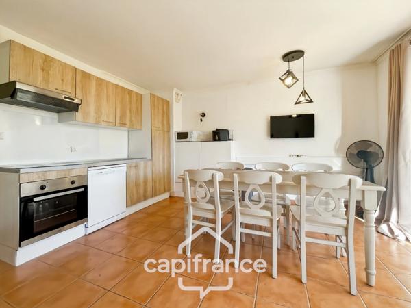 Appartement en rez-de-jardin , 3 chambres , place de parking , exposé Est sur le Domaine et Golf de Pont Royal