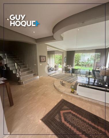 Villa à la vente sur la route d'azemmour dans une residence sécurisée