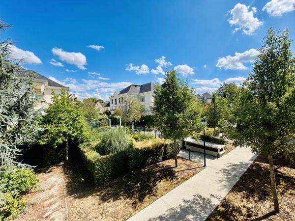 Appartement à louer 1 160 € CC L'Isle-Adam 2 p 44 m² DPE C