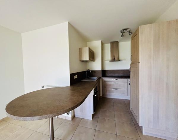 Appartement à louer 1 160 € CC L'Isle-Adam 2 p 44 m² DPE C