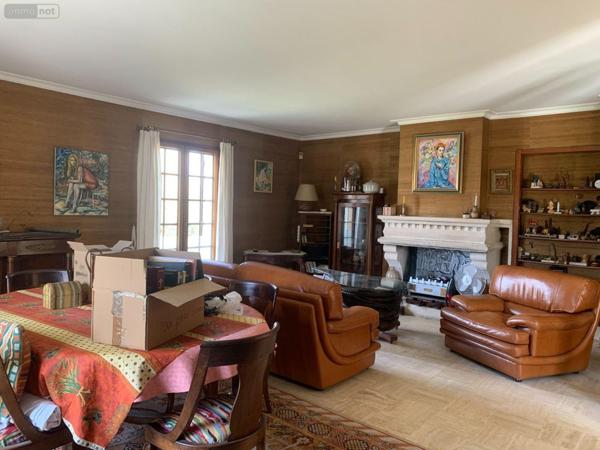 Maison à vendre à Saint-Médard-en-Jalles en Gironde (33160), ref : 022/1229   
Corbiac