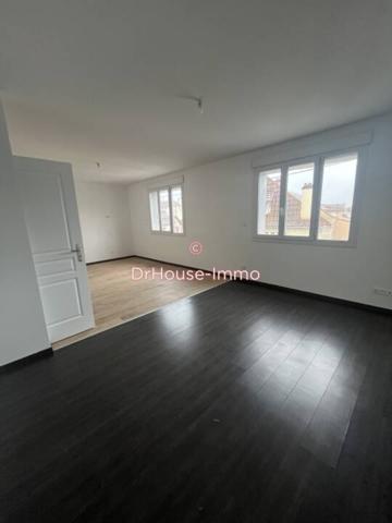 Appartement à louer 6 pièces de 250 m²