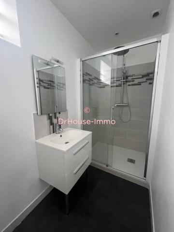 Appartement à louer 6 pièces de 250 m²