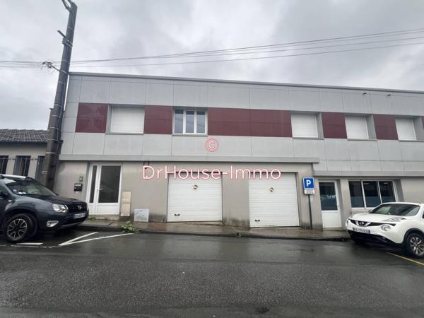 Appartement à louer 6 pièces de 250 m²