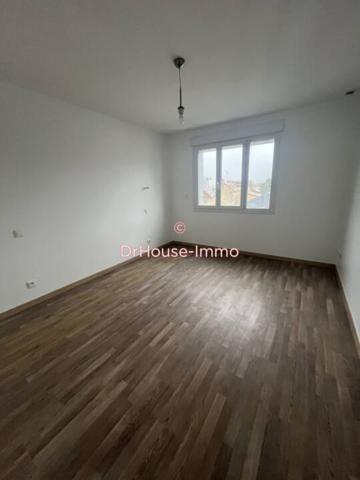 Appartement à louer 6 pièces de 250 m²