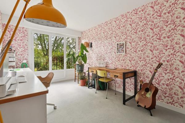 (91190) GIF-SUR-YVETTE - RER B LA HACQUINIERE - 2/3 CHAMBRES - BALCON - CALME - PAS DE VIS À VIS - CAVE - PARKING PRIVATIF