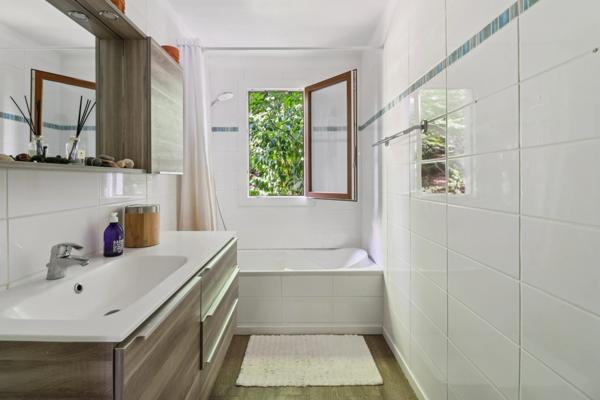 (91190) GIF-SUR-YVETTE - RER B LA HACQUINIERE - 2/3 CHAMBRES - BALCON - CALME - PAS DE VIS À VIS - CAVE - PARKING PRIVATIF