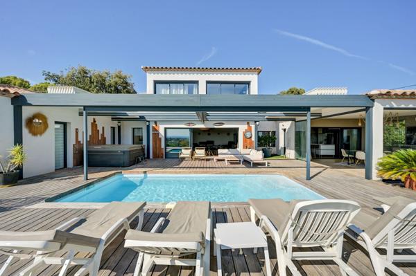 Vente Maison de luxe La Cadière-d'Azur 6 Pièces 300 m²