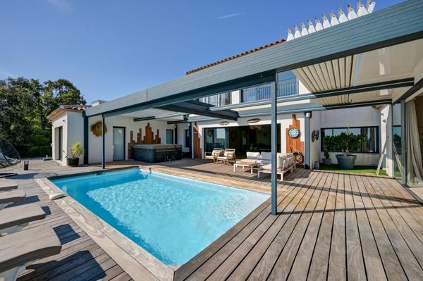 Vente Maison de luxe La Cadière-d'Azur 6 Pièces 300 m²