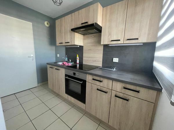 Appartement à louer    2 pièces • 54 m2 Saint-Just-en-Chaussée