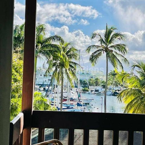APPARTEMENT T4 VUE MER MARINA