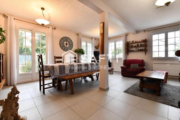 MAISON DE 3 PIECES 2 CHAMBRES 76 m² BÄTIE SUR UN TERRAIN CLOTURE DE 385 m².