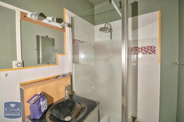 Appartement à louer 1 pièce 43.85m²