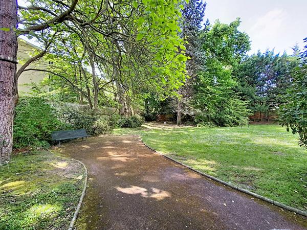 Appartement 4 pièces de 88.59 m² - Saint-Germain-en-Laye