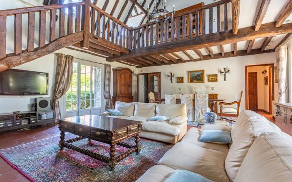 Maison à vendre    6 pièces • 180 m2 Montgeron