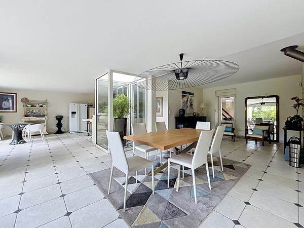 Maison Angers 8 pièce(s) 270 m2