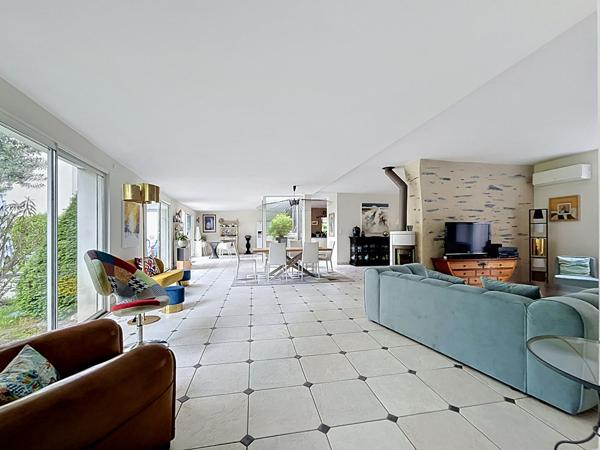 Maison Angers 8 pièce(s) 270 m2